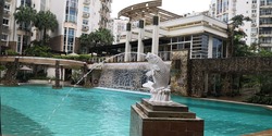 Hillington Green (D23), Condominium #203608881